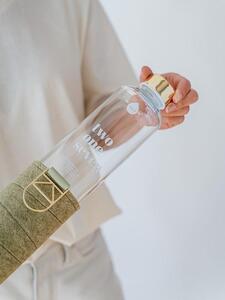 EQUA Mismatch Pistachio 750 ml designová luxusní ekologická skleněná lahev na pití s plstěným obalem
