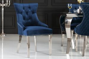 Královsky modrá sametová židle se lví hlavou Castle Deluxe