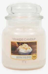 Yankee Candle vonná svíčka Coconut Rice Cream Classic střední