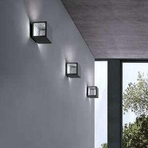 Nástěnné svítidlo ICONE Cubò LED, 10 W, titan/stříbro