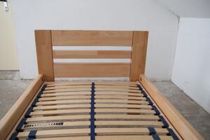 Zvýšené jednolůžko Jakub buk masiv s nasazovací zábranou postele: 80x200cm, provedení: bezbarvý lak