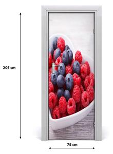Samolepící fototapeta na dveře maliny a jahody 75x205 cm