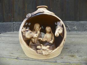 Betlém režný, svítící s ježíškem v jesličkach, Josefem, Marii,oslíkama.na jednu čajovou svíčku