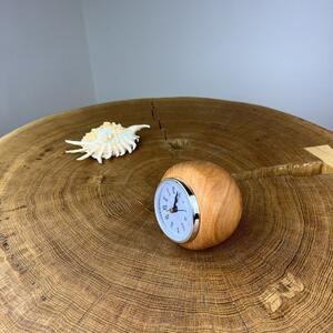 Dřevěné stolní hodiny Welington