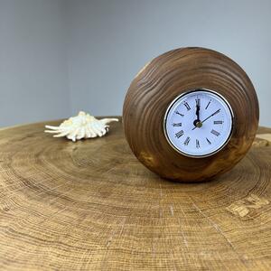 Dřevěné stolní hodiny Beocco