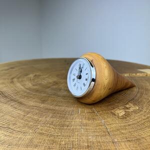 Dřevěné stolní hodiny Gisela