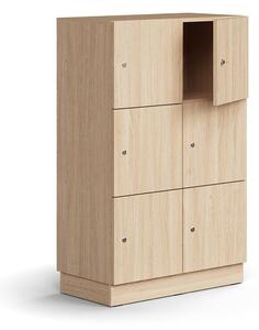 AJ Produkty Skříň QBUS, 6 uzamykatelných boxů, sokl, 1252x800x420 mm, dub