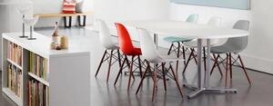 Moderní židle v šedé barvě do kuchyně