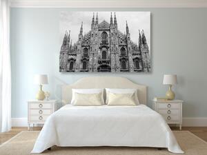 Obraz katedrála v Miláně v černobílém provedení