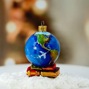 Dům Vánoc Sběratelská skleněná ozdoba na stromeček Cestovatelský glóbus