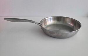 PÁNEV NA SMAŽENÍ 28/6 cm
