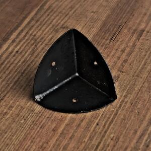Nábytkový roh Triangle 50 mm, černý