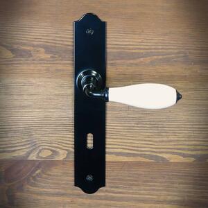 Dveřní klika Wigan, s otvorem pro dozický (pokojový) klíč 90 mm, černá