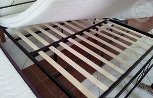 Manželská postel dvoulůžko CS11754 dřevo-kov, 180x200