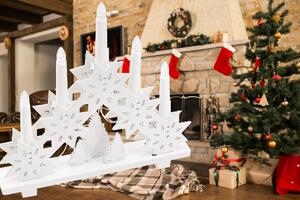 Tutumi, LED dřevěný vánoční svícen 32x28 cm, teplé bílé světlo, bílá, CHR-03510