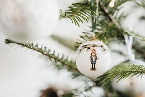 Porcelánová vánoční baňka Hammershøi Christmas 2018