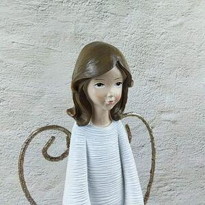 Bílý anděl se sundavacími kovovými křídly- 30 cm