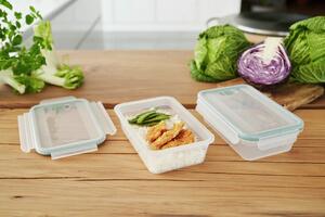 Rotho Sada 4ks těsnících plastových dóz na potraviny, 4 krabičky v sadě, CLICK&LOCK, PAGAMALU, zelená