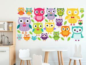 Nálepka na zeď pro děti Veselé sovičky Rozměry: 100 x 50 cm