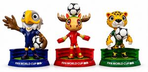 Figurka, Maple, Zayu a Clutch, oficiální maskoti FIFA MS 2026, sada 3 ks, výška 6 cm, plast, originál barvy, Dekorino SF20260005