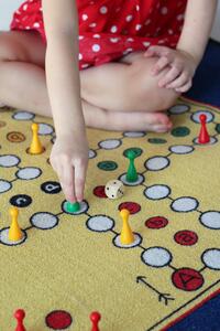 Hrací koberec Člověče nezlob se + figurky a kostka-92x92
