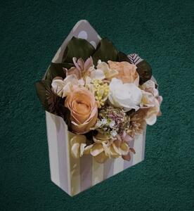 Flower box obálka - umělé růže mix, v.30cm