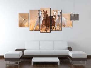 Obraz s hodinami Cválající koně - 5 dílný Rozměry: 150 x 70 cm