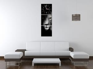 Obraz s hodinami Lev ve stínu - 3 dílný Rozměry: 30 x 90 cm