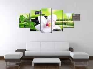 Obraz s hodinami Bílá orchidej a kameny - 5 dílný Rozměry: 150 x 70 cm