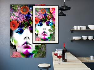 Plakát Květen - šedý portrét ženské tváře obklopený barevnými květinami