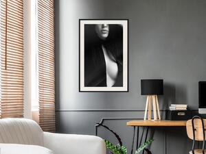 Plakát Smyslná Elegance - fotografie ženy v černobílých barvách