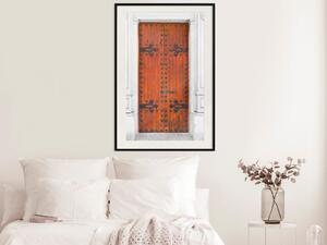 Plakát Tajemné dveře - architektonické dřevěné brány v bílé budově