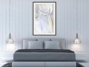 Plakát Prozřetelnost - abstraktní kompozice bílých pírkových křídel a květin