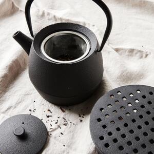 Litinová konvice na čaj se sítkem Cast černá Nicolas Vahé