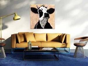 Obraz Layla (1dílný) - příroda s portrétem krávy na fantaskním pozadí