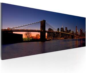 Obraz Most Brooklynský (1-dílný) - krajina New Yorku s řekou a mostem