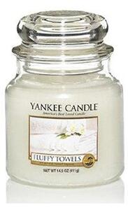 VONNÁ SVÍČKA YANKEE CANDLE FLUFFY TOWELS CLASSIC STŘEDNÍ