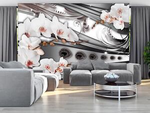 Fototapeta Stříbrná abstrakce - bílé orchideje s ornamenty a šperky