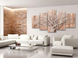 Obraz Saga o stromu (5-dílný) - bílá rostlina na pozadí s texturou dřeva