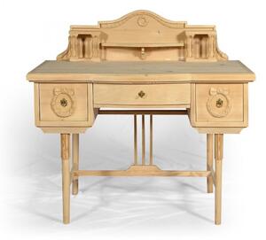 Psací stůl v klasicisním stylu