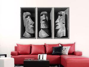 Obraz Sochy Moai (3-dílný) - šedé kamenné hlavy z Velikonočního ostrova