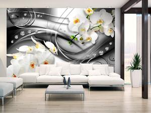Fototapeta Orchidea na stříbrném pozadí - abstrakce s motivem květin a diamantů