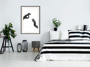 Plakát Všechno v pořádku! - černobílá kompozice se dvěma rukama dělajícími gesta
