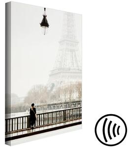 Obraz Pohled na Paříž - fotografie se ženou na mostě a Eiffelova věž v pozadí