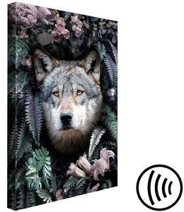 Obraz Vlk v Květech (1-dílný) svislý - noční zvíře mezi listy