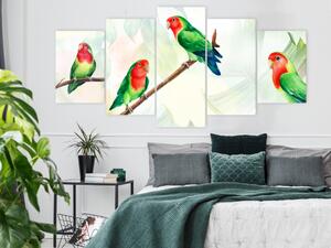 Obraz Neštěkaví papoušci (5-dílný) široký - barevní ptáci a listy
