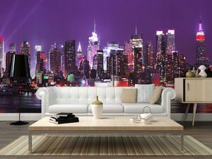Fototapeta Světla New Yorku - městská panorama s akcentem fialové