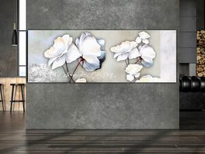 Obraz Bílé máky a stříbro (1-dílný) úzký - Květiny na světlém vzoru