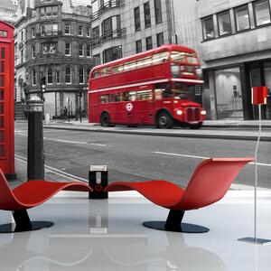 Fototapeta - Červený autobus a telefonní budka v Londýně 200x154
