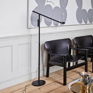 HAY LED stojací lampa Fifty-Fifty, černá, výška 135 cm, stmívatelné, stmívatelný, Černá, Obývací pokoj / jídelna, Hliník, Design